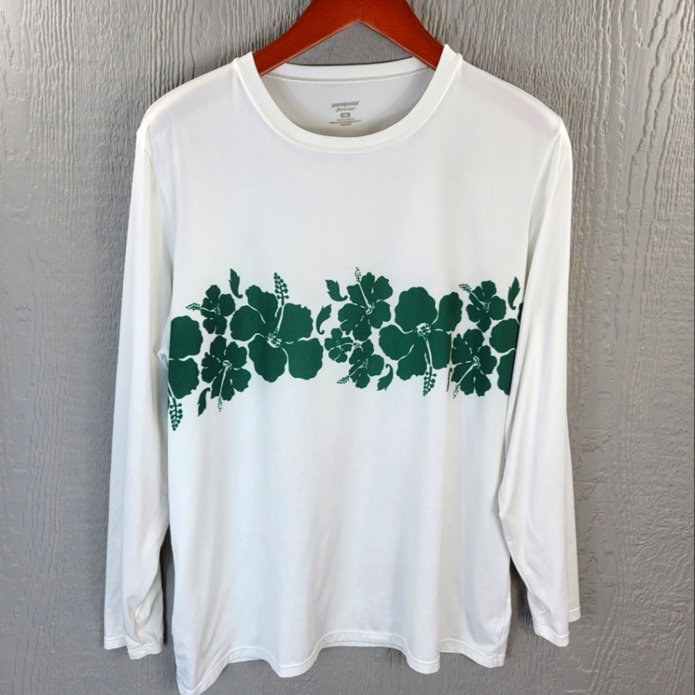Patagonia long sleeve crew neck t shirt top white green vacation Mens Size XL